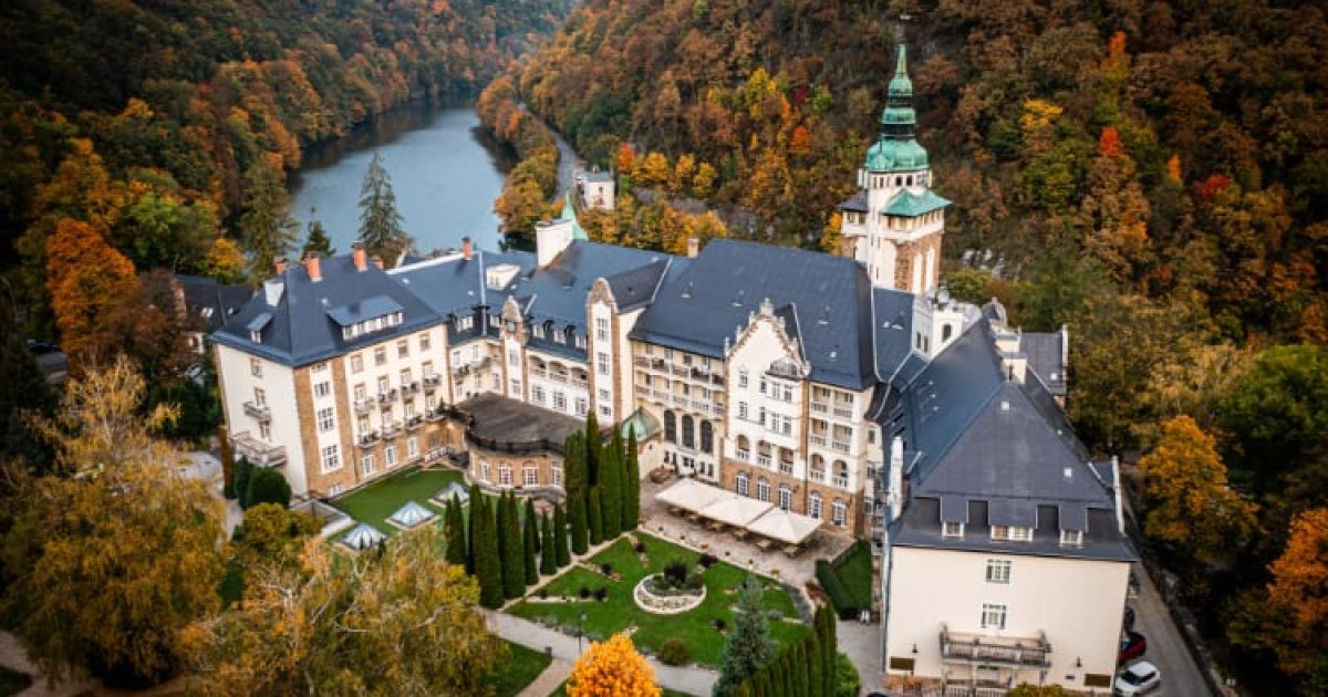 hotel-palota